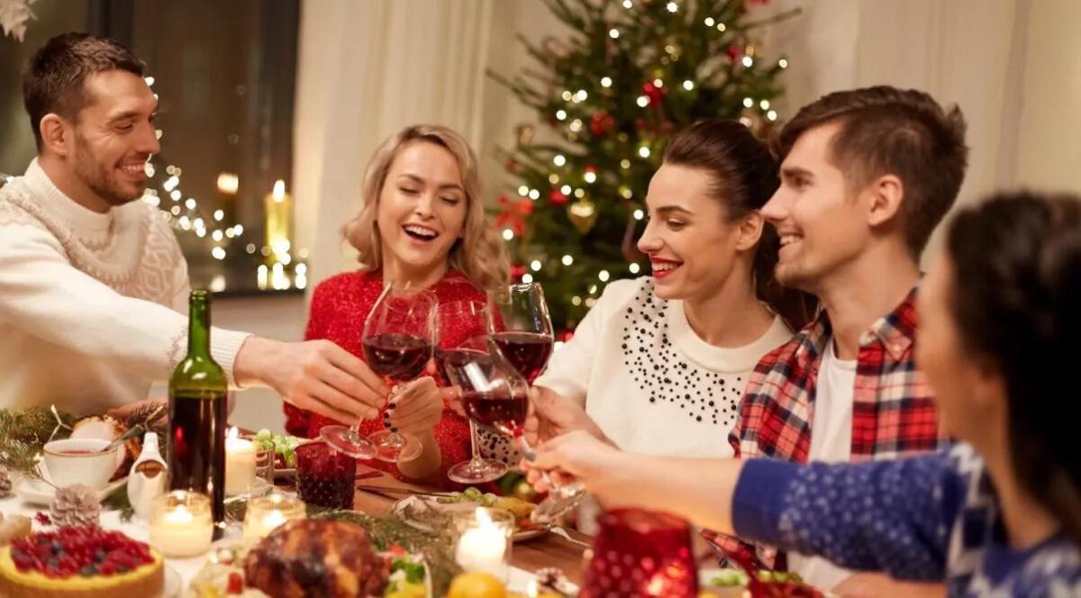 Чи справді ми набираємо вагу після зимових свят: пояснення дієтолога