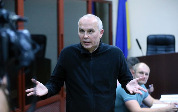 Суд не випустив Шуфрича з СІЗО