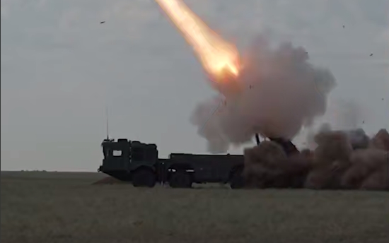 Попри зобов’язання про нерозповсюдження ядерної зброї у Білорусі вже заявляють, що РФ допомагає їм створити ядерні боєприпаси