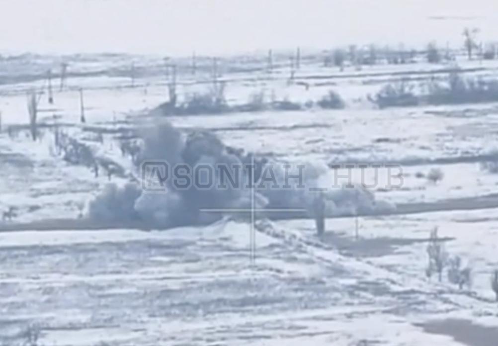 На Донеччині українська авіація знищила міст, який слугував логістичним шляхом для російських окупантів (відео)