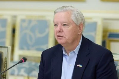 Сенатор США Ліндсі Грем заявив, що вручив би Володимиру Путіну нагороду «Людина року НАТО»