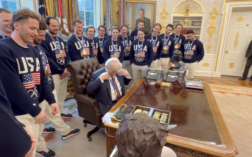 Курйоз із золотою медаллю Олімпіади-2026: президент США Дональд Трамп ледь не став чемпіоном з хокею