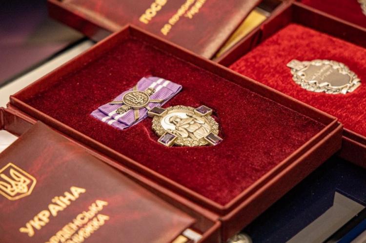 Мистецтво під час війни: президент нагородив діячів культури, що підтримують дух нації