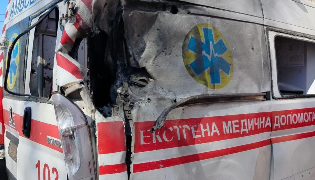 Ворожий дрон атакував автомобіль «швидкої» на Миколаївщині