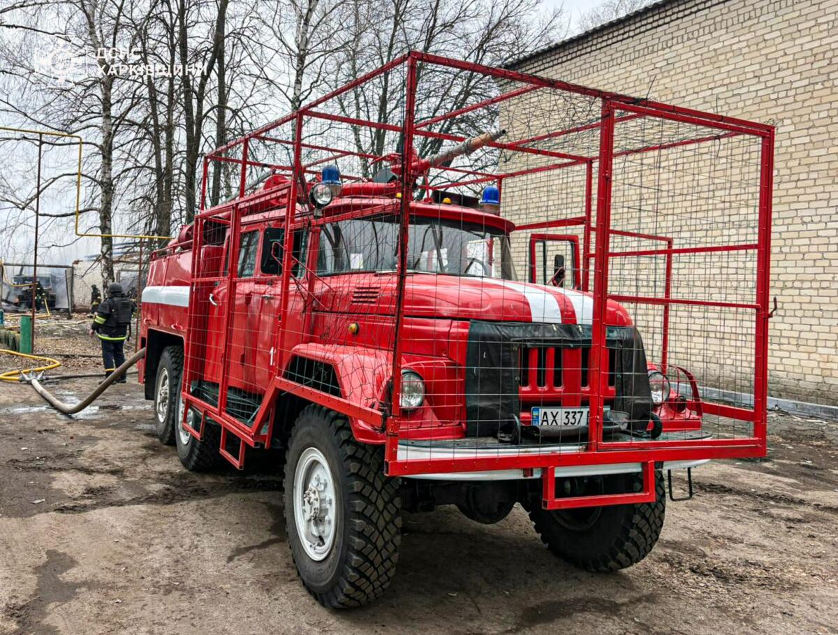 Окупанти атакували дронами медзаклад на Харківщині