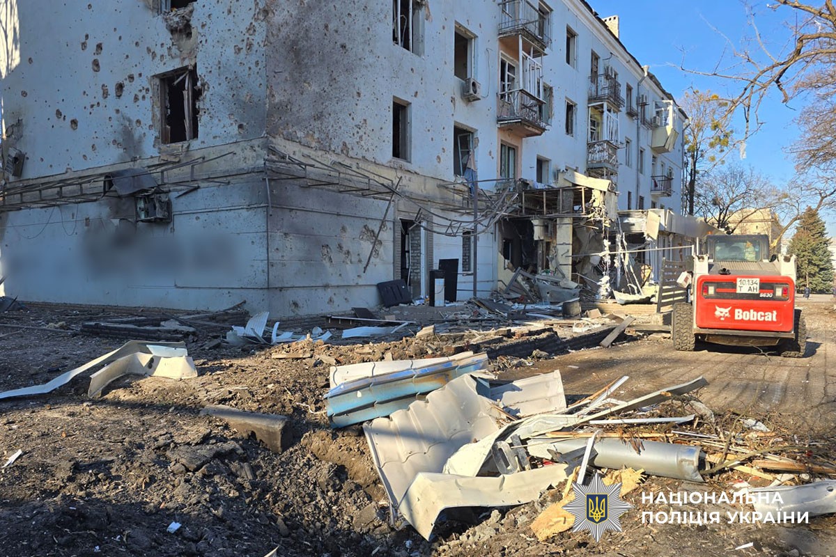 Окупанти завдають ударів по Донеччині: у Слов’янську загинули люди, багато поранених