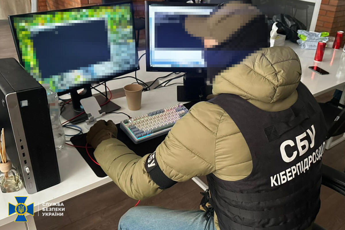 У Києві викрили масштабне угруповання, яке займалося легалізацією іноземців у країнах ЄС