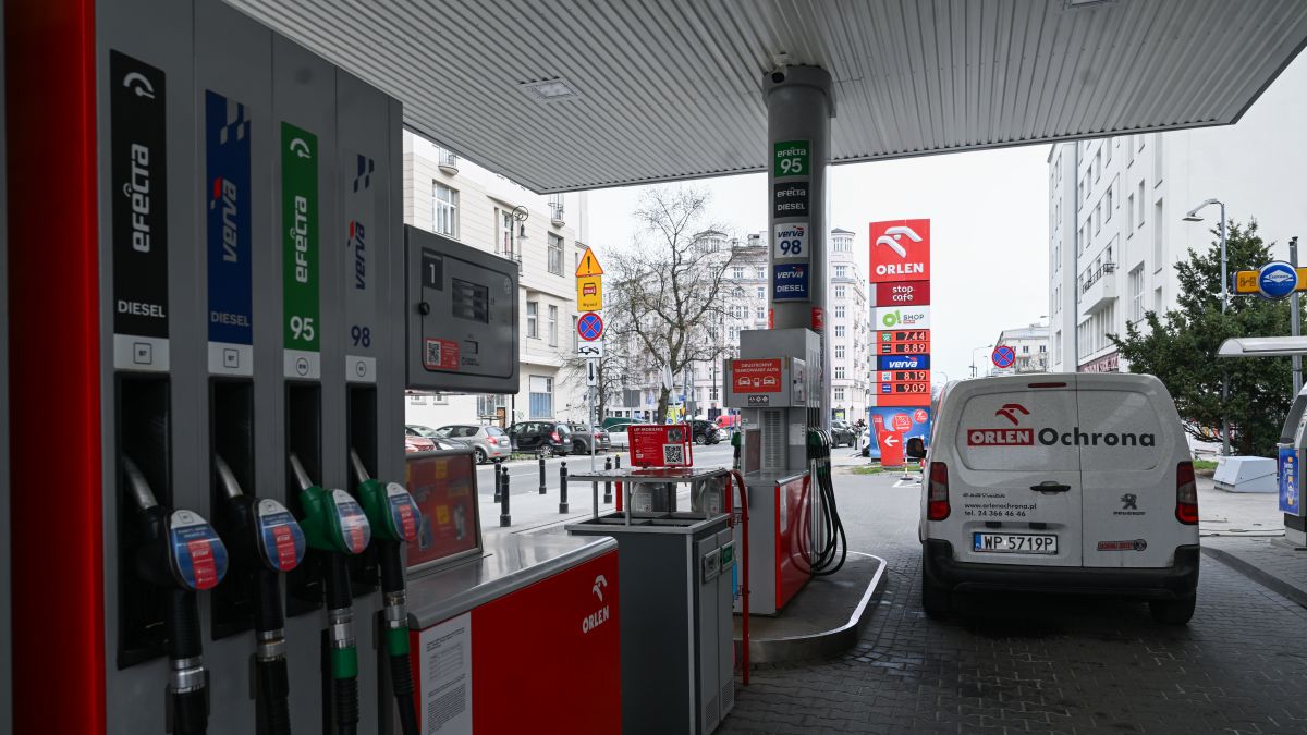 У Польщі обговорюють обмеження продажу палива іноземцям