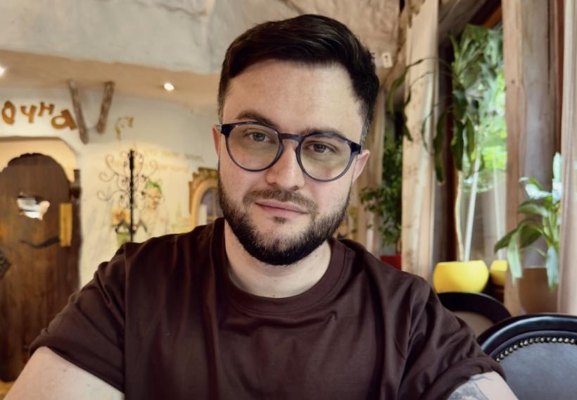 У військовій формі показався український блогер Богдан Беспалов