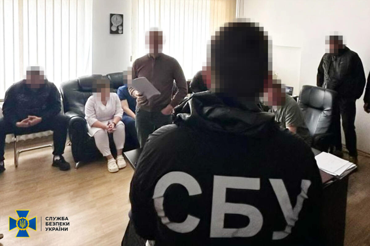 До 8 років позбавлення волі загрожує групі медиків з Черкащини за організацію «схем для ухилянтів»