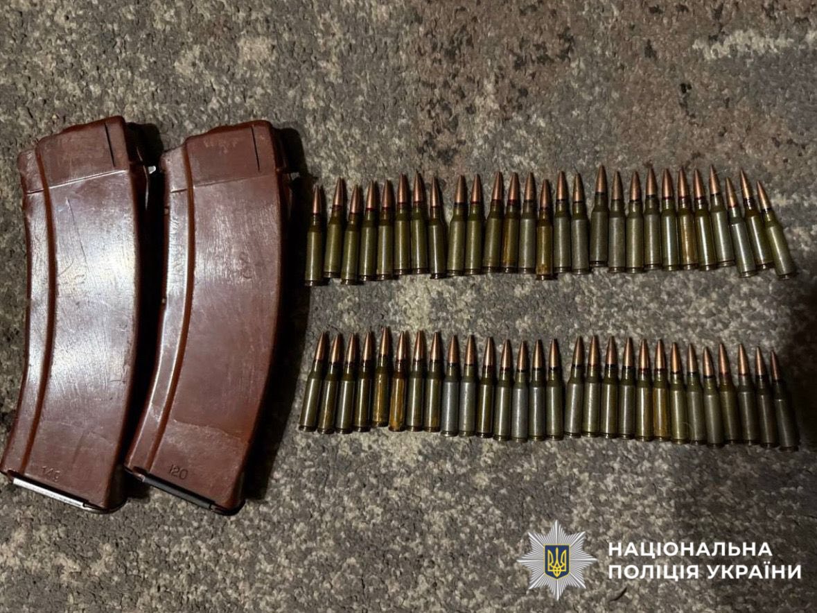 У жителя Київщини знайшли в будинку пластид і набої: йому загрожує до семи років позбавлення волі