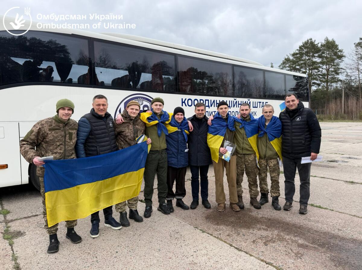 З російського полону повернули сімох цивільних українців: омбудсмен поділився подробицями