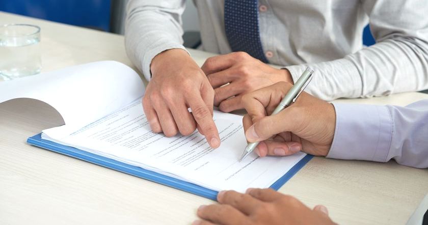 У Мінʼюсті розповіли, що треба знати про договір поруки