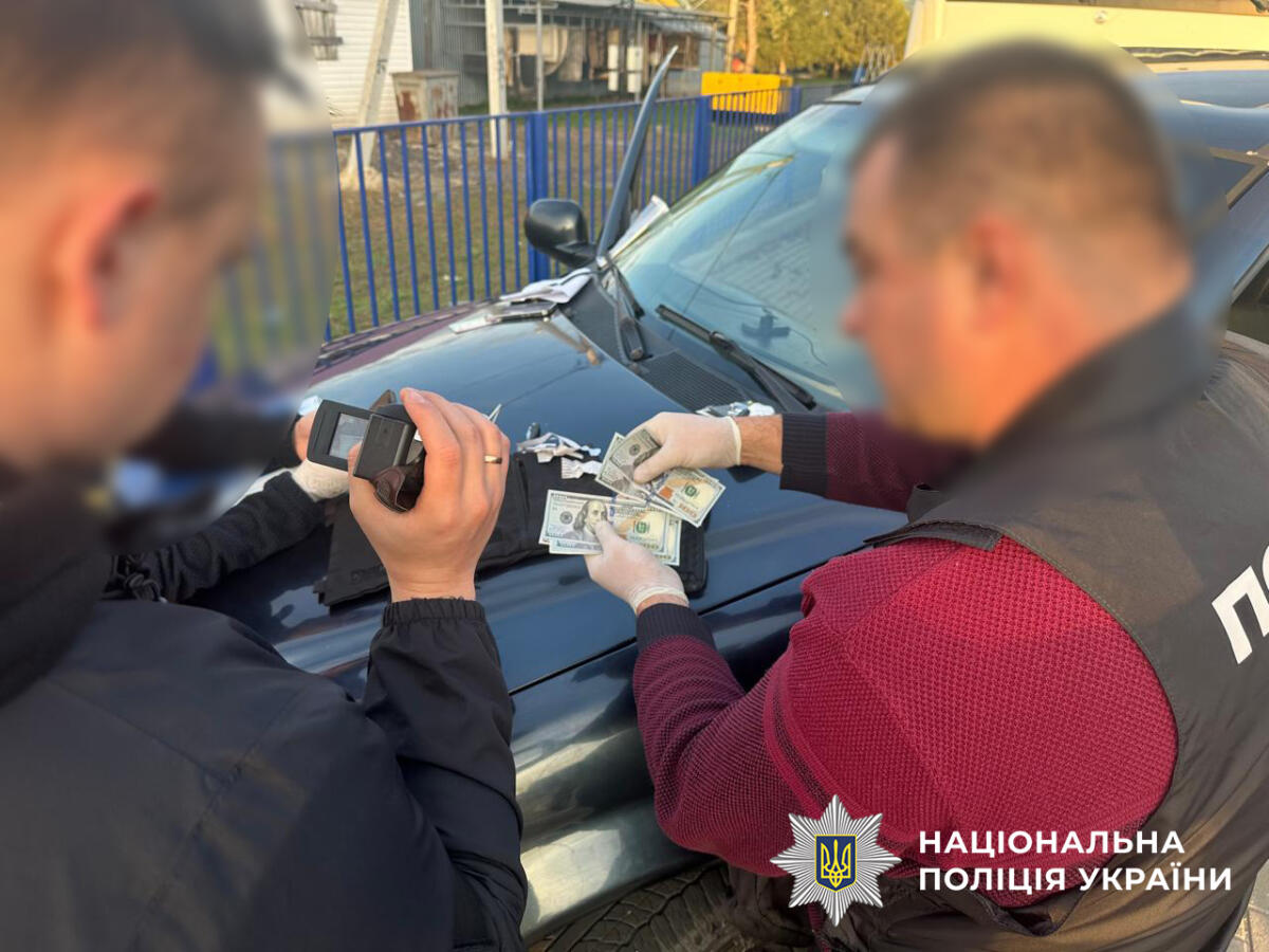 На Волині поліція викрила схему продажів автомобілів, завезених як гумдопомога