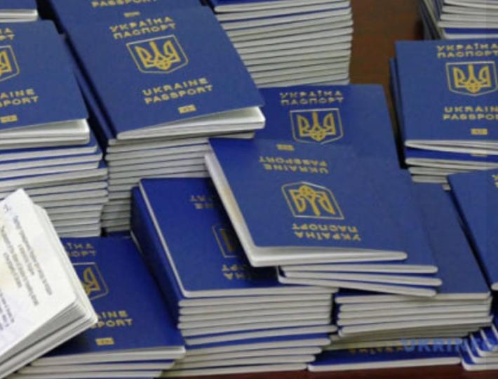 Скільки зберігаються готові документи в ДМС: роз’яснення