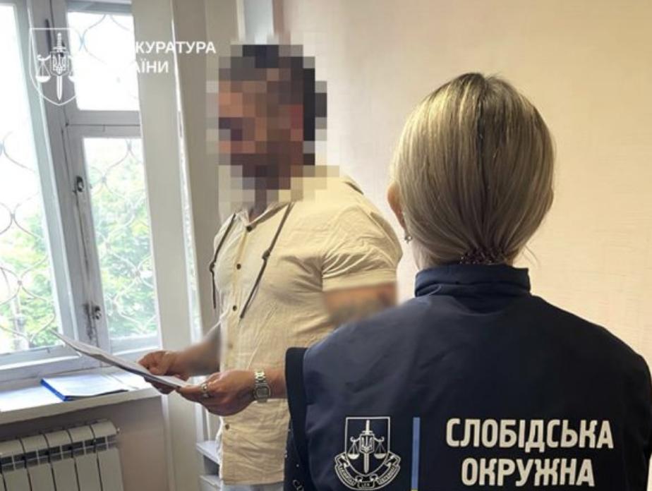 В організації незаконного виїзду чоловіків до Румунії підозрюють депутата Харківської міськради