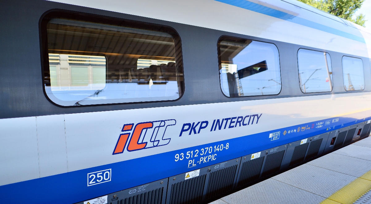 У Польщі подорожчають квитки на потяги PKP Intercity