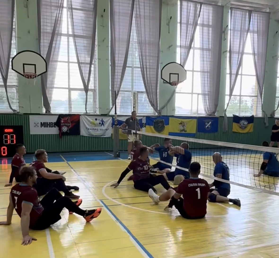 В Україні проходить III тур Чемпіонату з волейболу сидячи серед ветеранів та осіб з інвалідністю