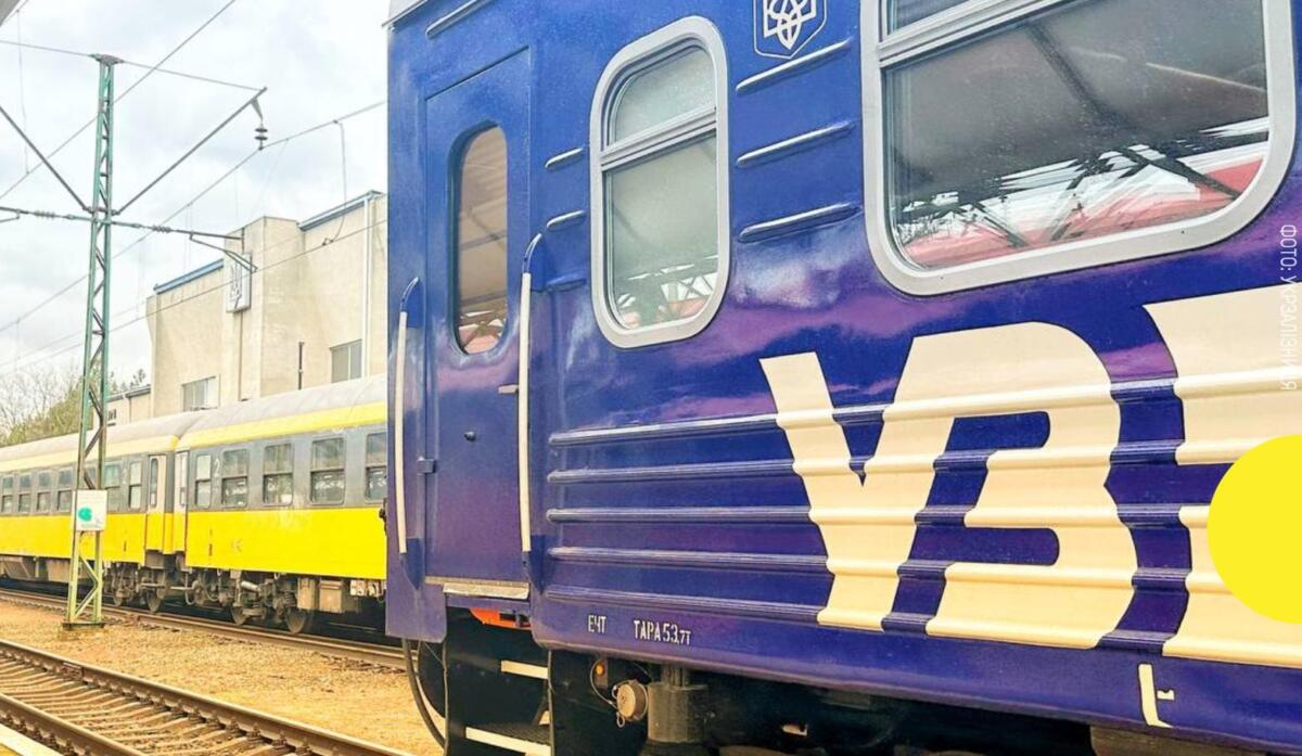 В Укрзалізниці порадили, як підготуватися до подорожі поїздом у спекотні дні