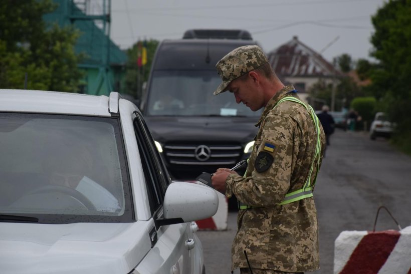 Прикордонники попередили українців про найбільш навантажені влітку пункти пропуску: перелік