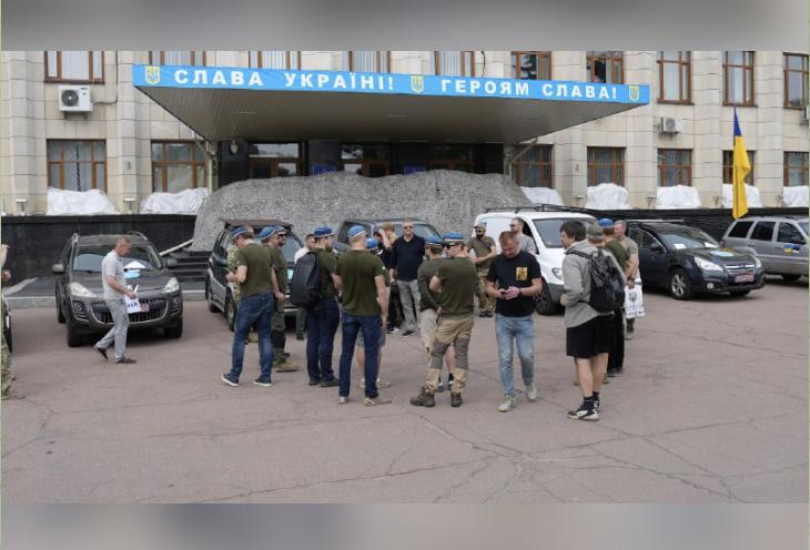 Сили оборони України отримали понад 10 авто від Житомирської ОВА та партнерів з Естонії