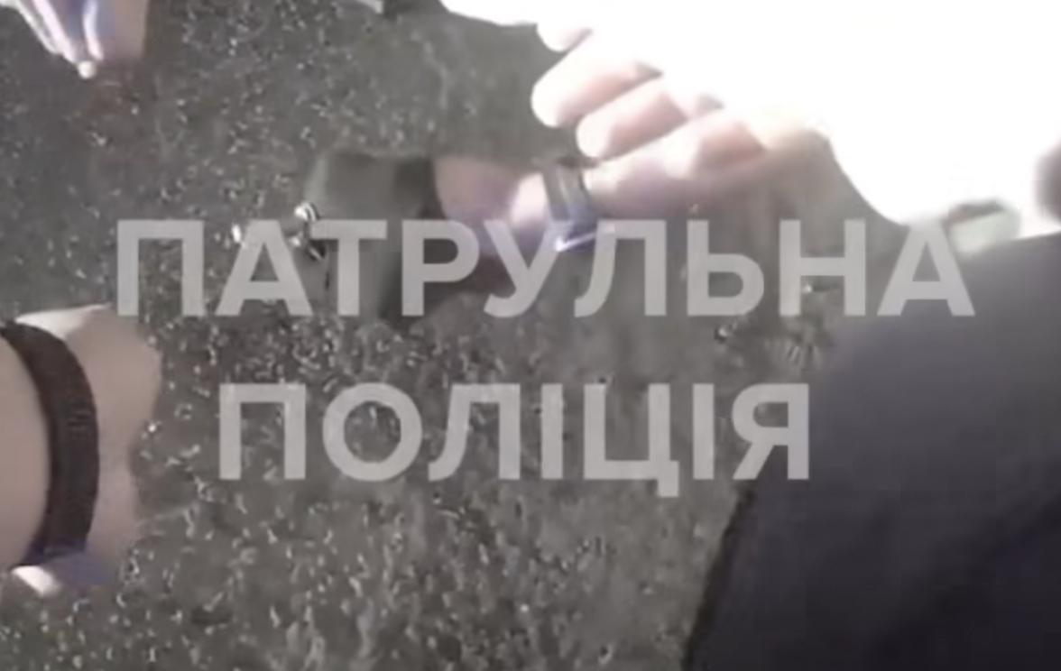 Поліцейські врятували людей від вибуху гранати в Івано-Франківську