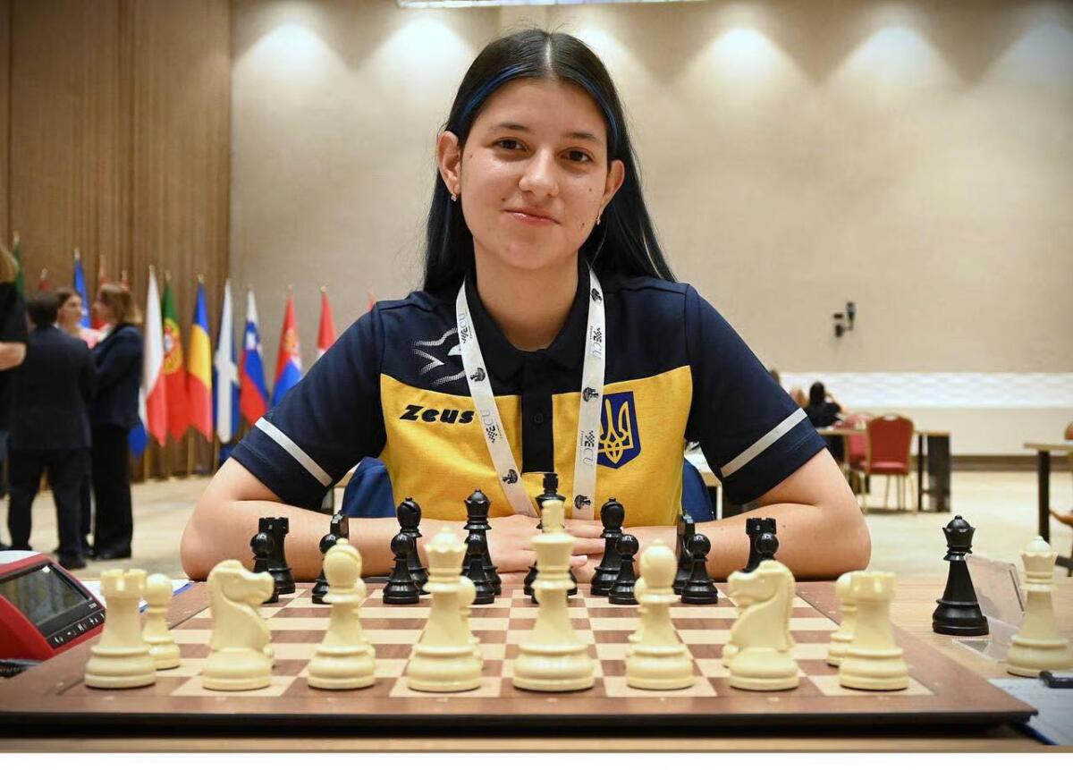 Найсильніша шахістка Європи: 15-річна українка виборола золото чемпіонату в Батумі