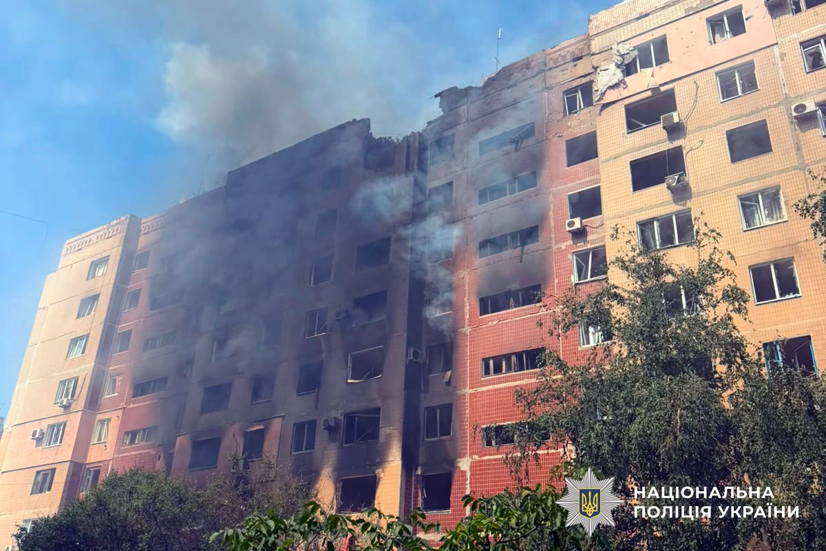 Росіяни б’ють по Донеччині авіабомбами, дронами та артилерією: вісім поранених, серед них двоє дітей