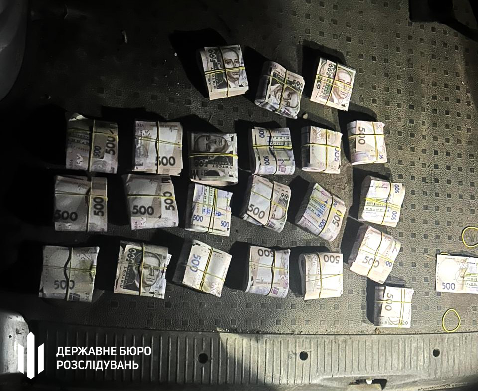 Підозрюється у продажу дронів та кулеметів: у Краматорську затримано військового